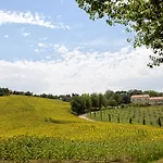 Il Gallo Senone Di Campagna Rezort 4*